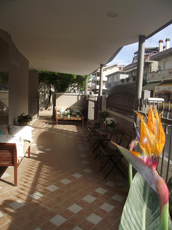 Mediterranea Sea House Montesilvano Marina Kültér fotó
